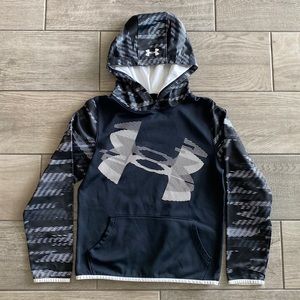 Boys Under Armour Black Hoodie/Pullover